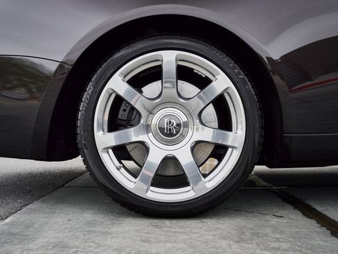 Used 2014 Rolls-Royce Wraith image 23