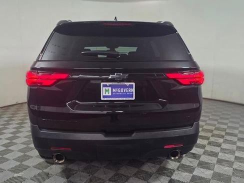 Used 2022 Chevrolet Traverse LT w/ Midnight/Sport Edition image 5