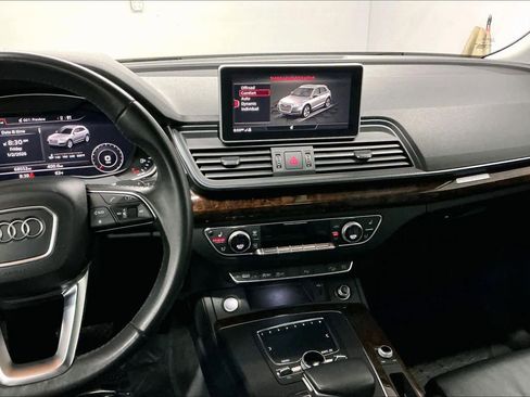 Used 2018 Audi Q5 2.0T Premium Plus w/ Premium Plus Package image 9