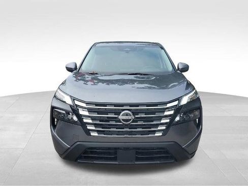 Certified 2026 Nissan Rogue SV w/ Cold Weather Package image 7