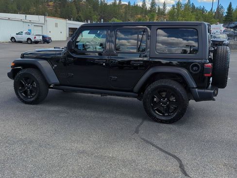 Used 2021 Jeep Wrangler Unlimited Sport AWD/4WD image 4