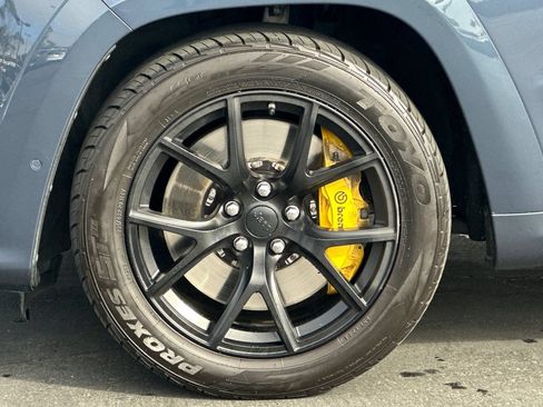 Used 2019 Jeep Grand Cherokee Trackhawk AWD/4WD image 27