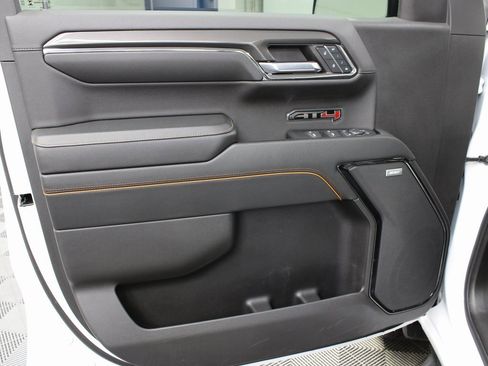 Used 2024 GMC Sierra 1500 AT4 image 76