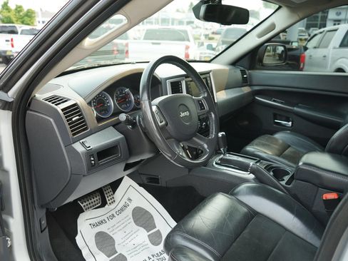 Used 2010 Jeep Grand Cherokee SRT8 w/ SRT Option Group I AWD/4WD image 16
