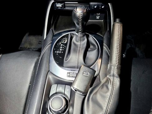 Used 2024 MAZDA MX-5 Miata RF Grand Touring image 16