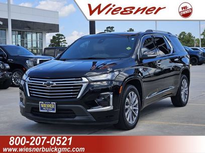 Used 2023 Chevrolet Traverse Premier w/ LPO, Floor Liner Package