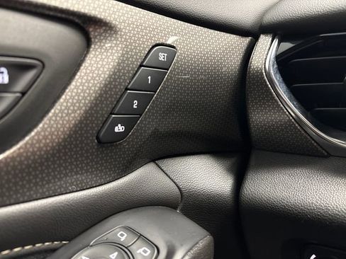 Used 2023 Chevrolet Traverse Premier w/ LPO, Floor Liner Package image 63