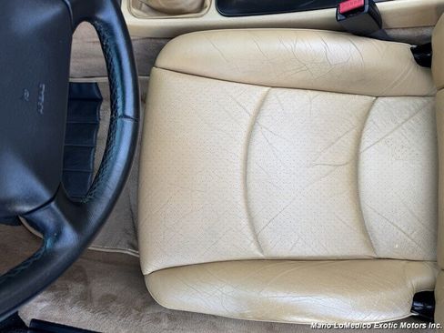 Used 1998 Porsche 911 Carrera RWD image 37
