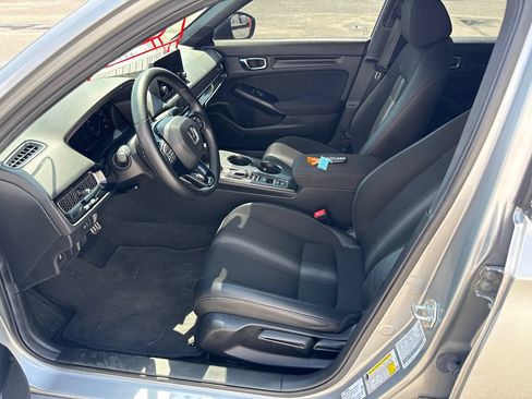 Used 2025 Honda Civic Sport image 10