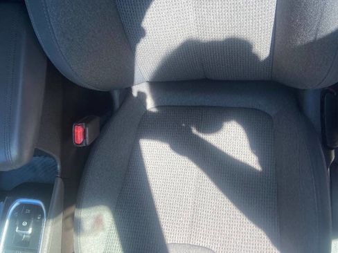 Used 2020 Hyundai Santa Fe SE image 13