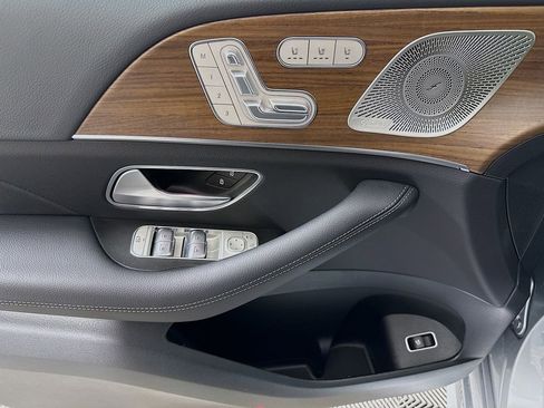 New 2026 Mercedes-Benz GLE 450 4MATIC Coupe image 18