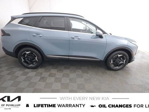 New 2026 Kia Sportage EX image 4