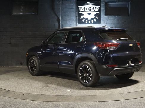 Used 2021 Chevrolet TrailBlazer LT image 3
