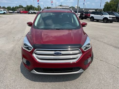 Used 2018 Ford Escape Titanium FWD image 3