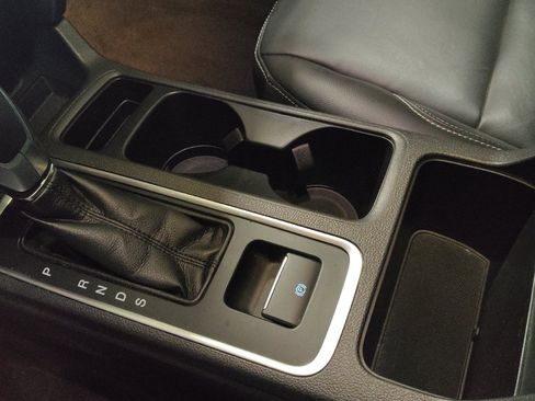 Used 2018 Ford Escape SEL image 26