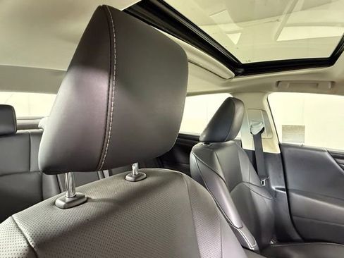 Used 2023 Lexus ES 350 350 w/ Premium Package image 35