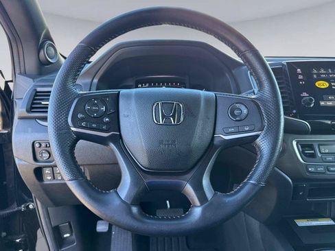 Certified 2023 Honda Passport TrailSport image 29