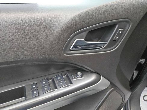 Used 2015 Chevrolet Colorado LT w/ LT Convenience Package RWD image 13