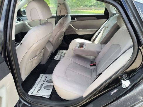 Used 2016 Hyundai Sonata SE FWD image 5