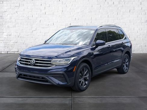 Used 2022 Volkswagen Tiguan SE FWD image 4