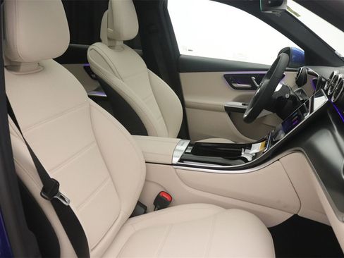 New 2026 Mercedes-Benz GLC 300 image 9