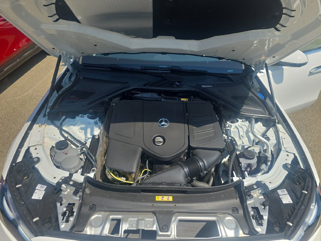 Used 2026 Mercedes-Benz E 350 4MATIC Sedan image 26