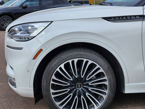 Used 2023 Lincoln Aviator Black Label w/ Dynamic Handling Package image 9