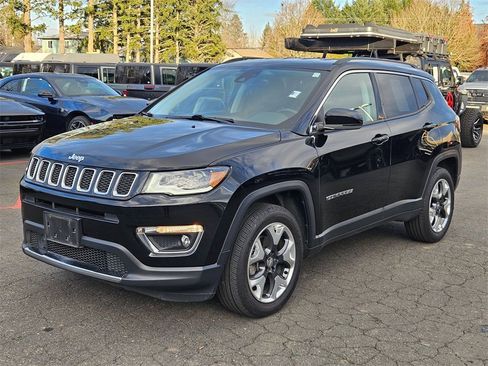 Certified 2018 Jeep Compass Limited image 3