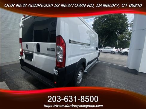 Used 2025 RAM ProMaster 2500 w/ U-Haul Equipment Group FWD image 6