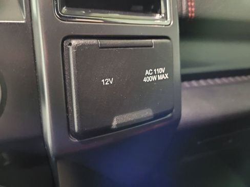 Used 2017 Ford F150 Lariat image 45