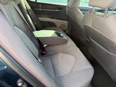 Used 2021 Toyota Camry LE FWD image 14