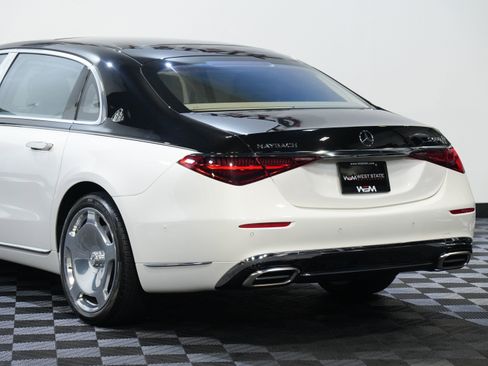 Used 2022 Mercedes-Benz Maybach S 580 4MATIC image 17