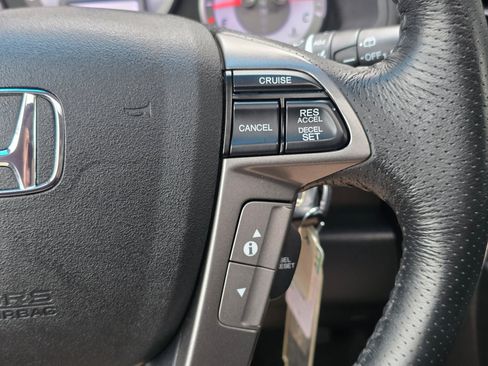 Used 2014 Honda Pilot Touring image 34