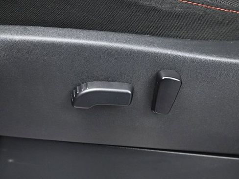 Used 2023 Nissan Frontier PRO-4X w/ Pro Convenience Package image 11