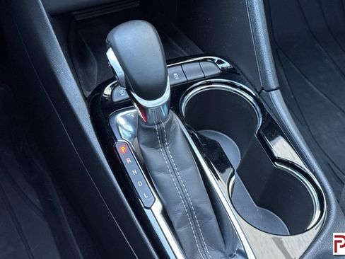 Used 2024 Buick Encore GX Sport Touring w/ Experience Buick Package image 25