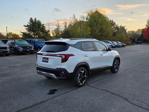 New 2026 Kia Seltos S AWD/4WD image 7
