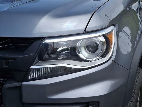 Used 2022 Chevrolet Colorado ZR2 AWD/4WD image 9