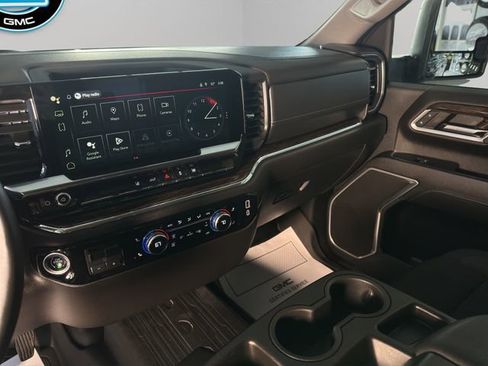 Used 2024 GMC Sierra 2500 SLE w/ SLE Value Package; image 27