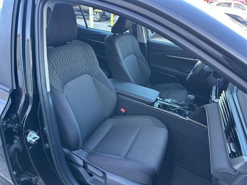 Used 2025 Toyota Camry LE image 35