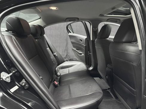 Used 2013 Acura ILX 4dr Sdn 2.4L Premium Pkg image 27