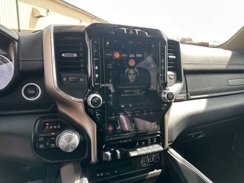 Used 2019 RAM 1500 Laramie image 16