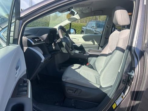 Used 2024 Toyota Sienna LE image 15