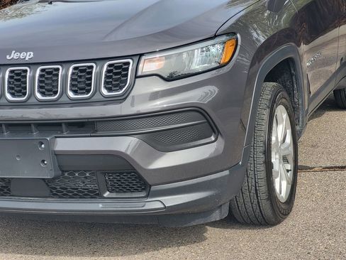 Used 2024 Jeep Compass Sport AWD/4WD image 7