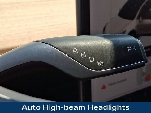 Used 2021 Tesla Model Y Long Range AWD/4WD image 9