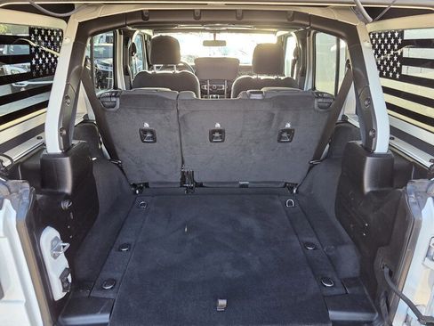 Certified 2019 Jeep Wrangler Unlimited Sport S image 13