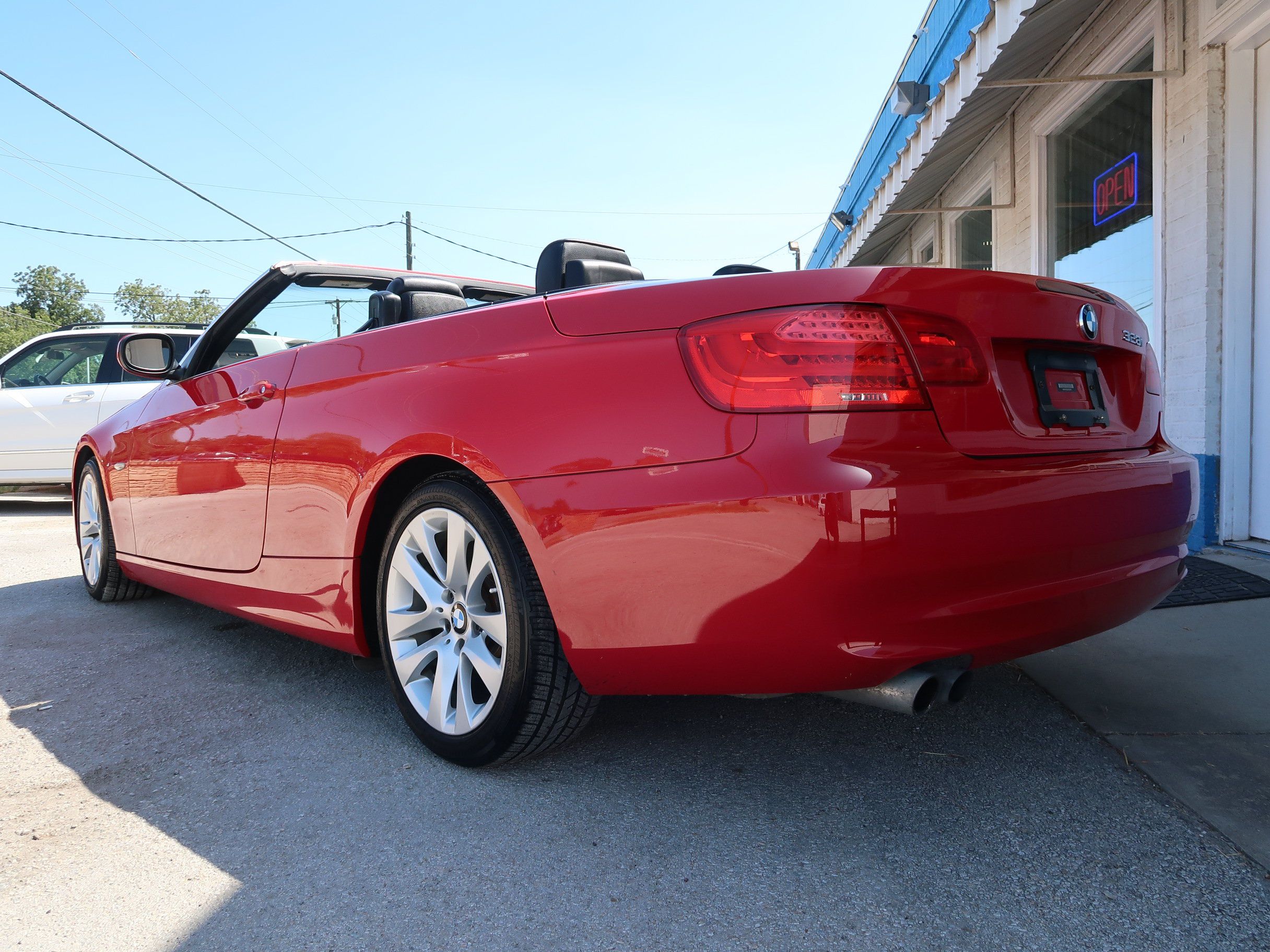 Used 2012 BMW 328i Convertible RWD image 7