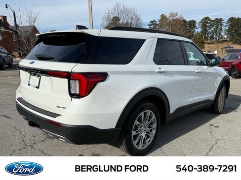 New 2026 Ford Explorer Active w/ Active Comfort Package image 5