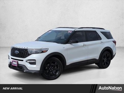 Used 2024 Ford Explorer ST-Line w/ Class IV Trailer Tow Package image 1