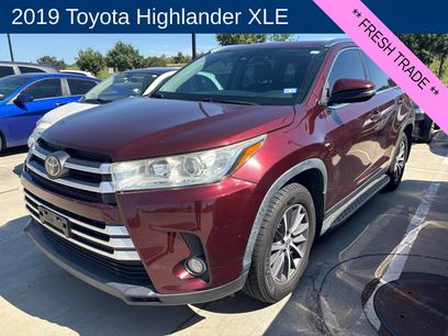 Used 2019 Toyota Highlander XLE