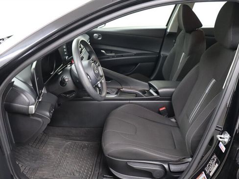Used 2021 Hyundai Elantra SEL FWD image 17
